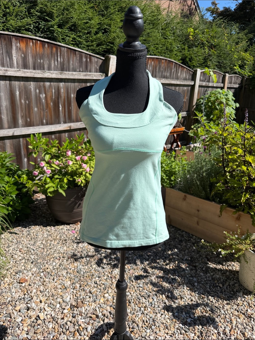 Lululemon Racerback Mesh Tank Top Mint Green Built In Bra Size 8